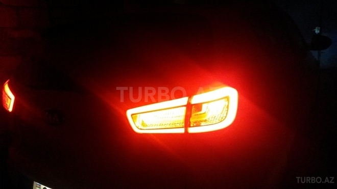 Kia Sportage 2013, 42,300 km - 2.4 l - Bakı