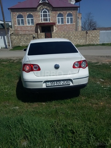 Volkswagen Passat 2007, 235,000 km - 2.0 l - Quba