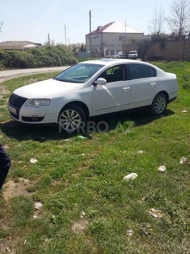 Volkswagen Passat 2007, 235,000 km - 2.0 l - Quba