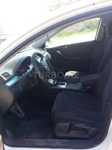 Volkswagen Passat 2007, 235,000 km - 2.0 l - Quba