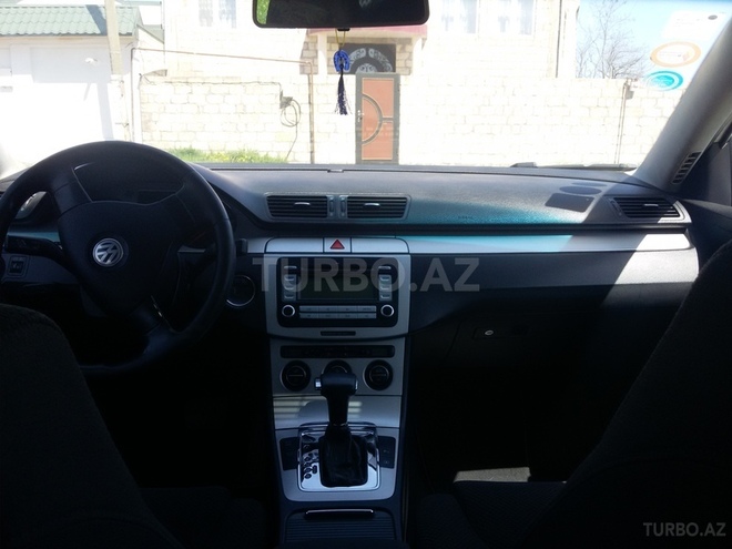 Volkswagen Passat 2007, 235,000 km - 2.0 l - Quba
