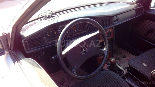 Mercedes 190 1991, 250,000 km - 1.8 l - Bakı