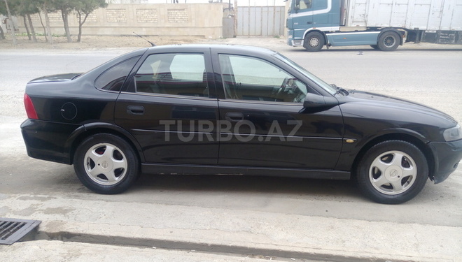 Opel Vectra 1999, 300,000 km - 1.6 l - Sumqayıt