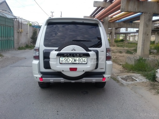 Mitsubishi Pajero 2015, 22,000 km - 3.0 л - Bakı