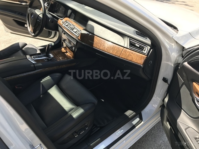 BMW 750 2008, 92,000 km - 4.4 l - Bakı