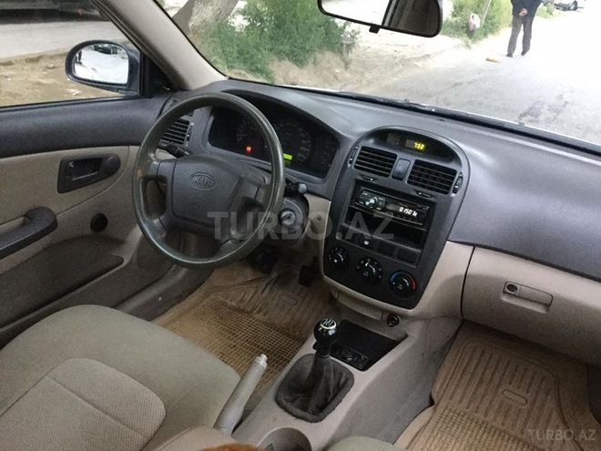 Kia Cerato 2004, 138,000 km - 1.6 л - Bakı