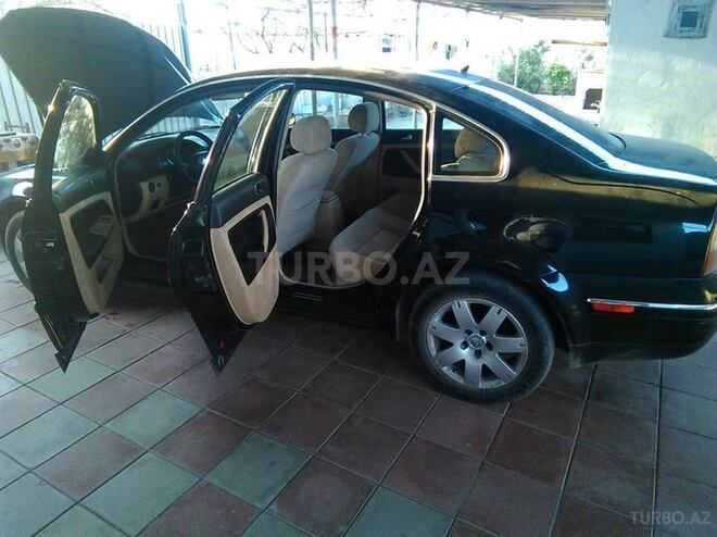 Volkswagen Passat 2001, 278,000 km - 1.8 л - Mingəçevir