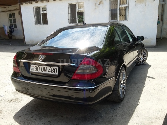 Mercedes E 220 2007, 236,000 km - 2.2 l - Bakı