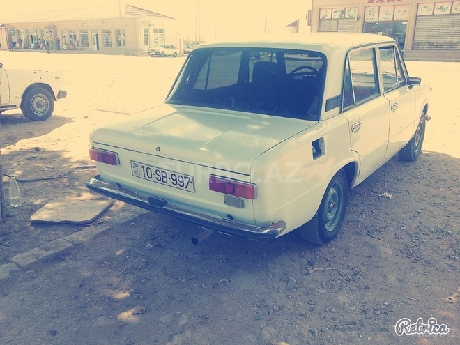 LADA (VAZ) 21011 1975, 252,525 km - 1.6 l - Bakı