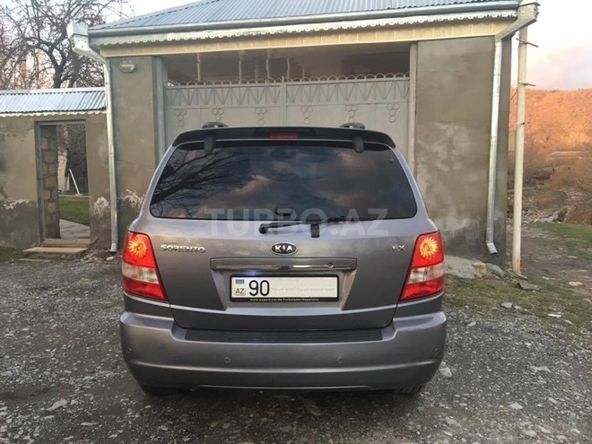 Kia Sorento 2005, 178,000 km - 2.5 l - Qəbələ