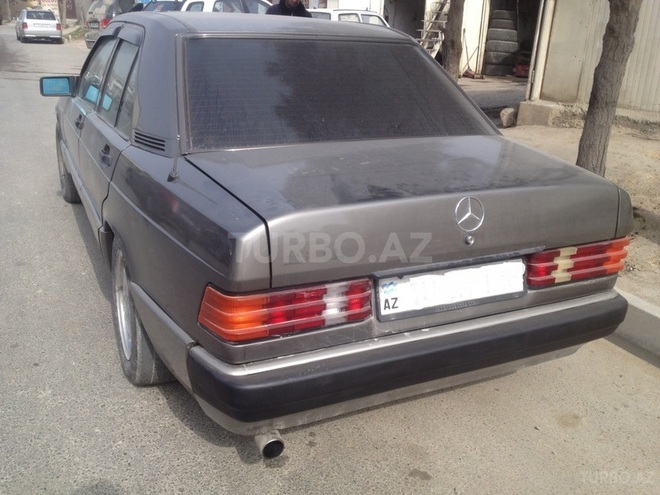Mercedes 190 1990, 330,000 km - 1.8 l - Bakı