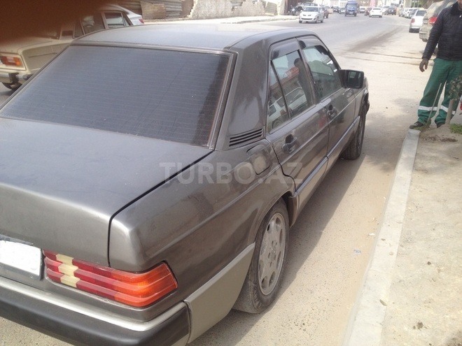 Mercedes 190 1990, 330,000 km - 1.8 l - Bakı