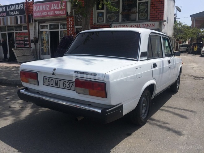 LADA (VAZ) 2107 2011, 135,000 km - 1.6 л - Bakı
