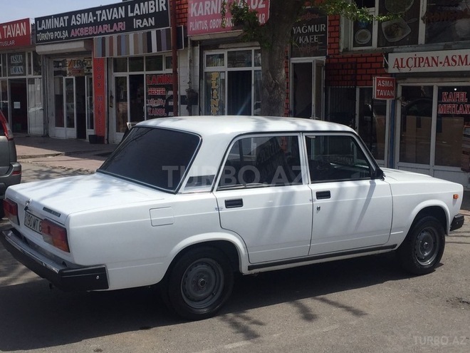 LADA (VAZ) 2107 2011, 135,000 km - 1.6 л - Bakı