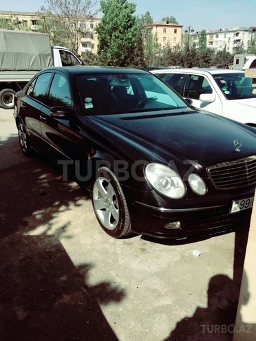 Mercedes E 220 2002, 168,000 km - 2.2 l - Bakı