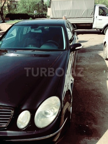 Mercedes E 220 2002, 168,000 km - 2.2 l - Bakı