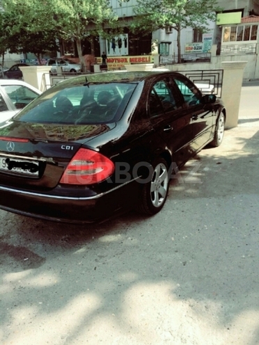 Mercedes E 220 2002, 168,000 km - 2.2 l - Bakı