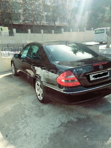 Mercedes E 220 2002, 168,000 km - 2.2 l - Bakı