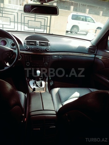 Mercedes E 220 2002, 168,000 km - 2.2 l - Bakı