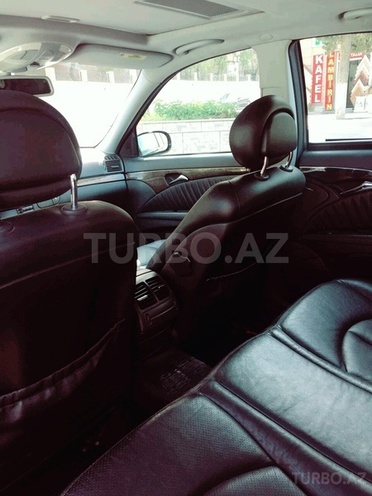 Mercedes E 220 2002, 168,000 km - 2.2 l - Bakı
