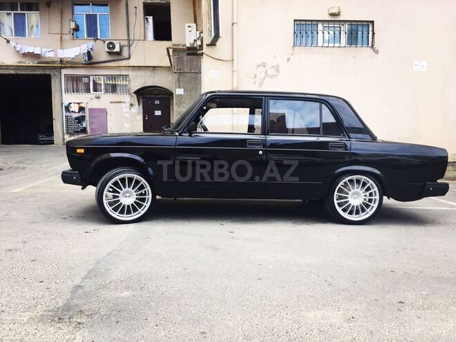 LADA (VAZ) 2107 2011, 15,240 km - 1.6 л - Bakı