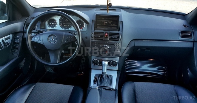 Mercedes C 300 2008, 145,000 km - 3.0 л - Sumqayıt