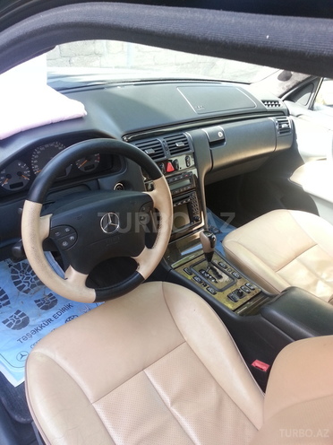 Mercedes E 240 2001, 240,000 km - 2.6 l - Bakı