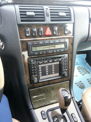 Mercedes E 240 2001, 240,000 km - 2.6 l - Bakı