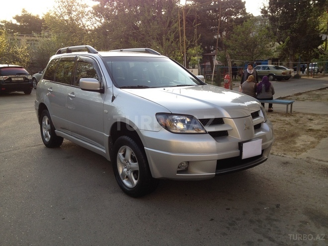 Mitsubishi Outlander 2002, 190,000 km - 2.4 l - Bakı