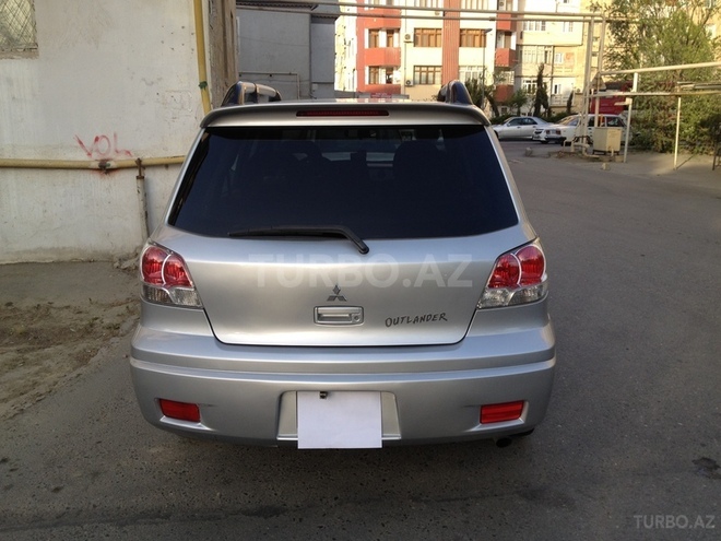 Mitsubishi Outlander 2002, 190,000 km - 2.4 l - Bakı