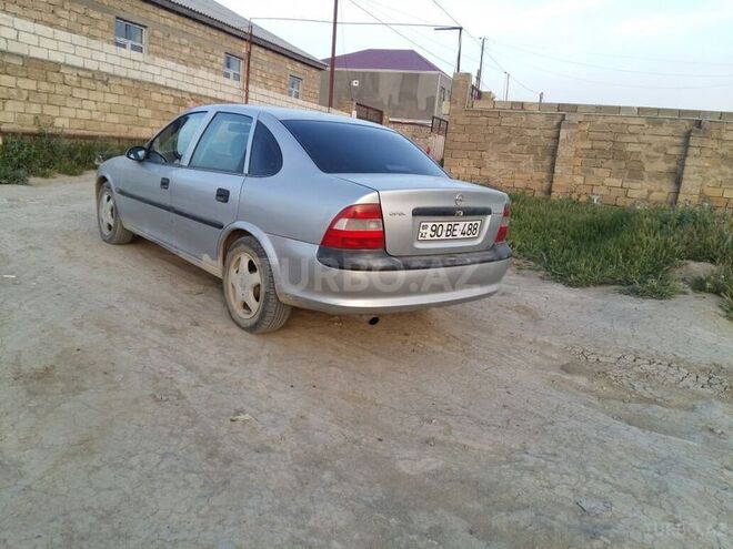 Opel Vectra 1999, 247,000 km - 1.6 l - Bakı
