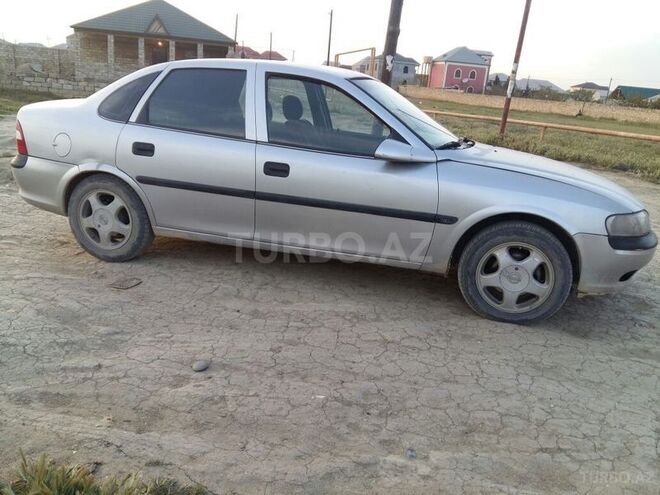 Opel Vectra 1999, 247,000 km - 1.6 l - Bakı