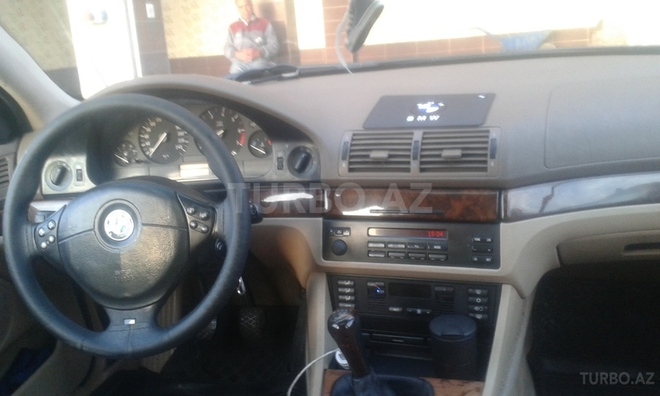 BMW 525 1999, 320,000 km - 2.5 l - Bakı