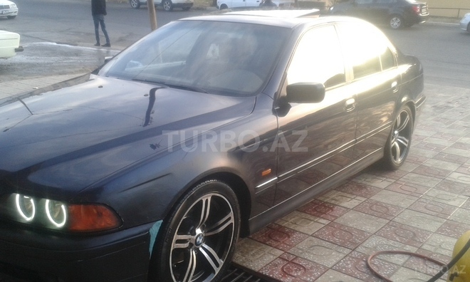 BMW 525 1999, 320,000 km - 2.5 l - Bakı
