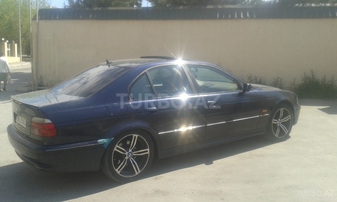 BMW 525 1999, 320,000 km - 2.5 l - Bakı