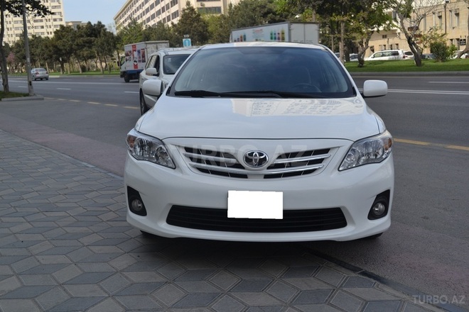 Toyota Corolla 2012, 101,000 km - 1.8 l - Bakı
