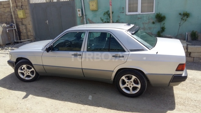 Mercedes 190 1989, 380,700 km - 2.0 l - Xırdalan