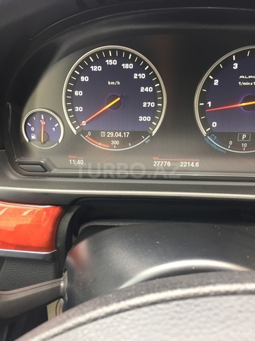 BMW Alpina B5 2011, 27,900 km - 4.4 л - Bakı