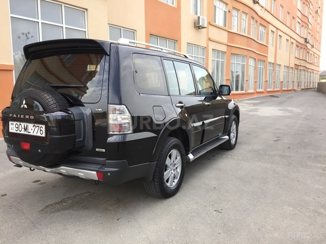 Mitsubishi Pajero 2007, 117,000 km - 3.0 l - Bakı