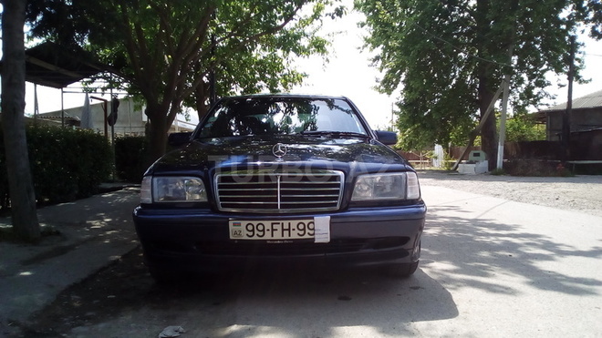 Mercedes C 180 1999, 240,000 km - 1.8 l - Mingəçevir