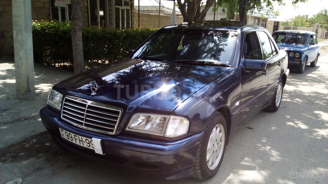Mercedes C 180 1999, 240,000 km - 1.8 l - Mingəçevir