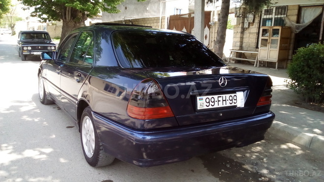 Mercedes C 180 1999, 240,000 km - 1.8 l - Mingəçevir