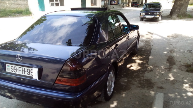 Mercedes C 180 1999, 240,000 km - 1.8 l - Mingəçevir