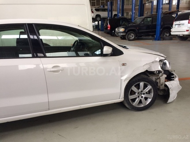 Volkswagen Polo 2013, 45,000 km - 0.3 л - Bakı