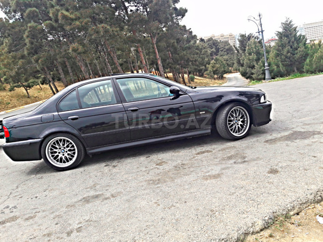 BMW 525 2001, 187,000 km - 2.5 l - Bakı