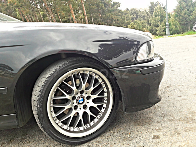 BMW 525 2001, 187,000 km - 2.5 l - Bakı