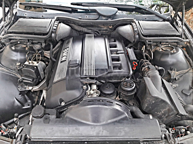 BMW 525 2001, 187,000 km - 2.5 l - Bakı