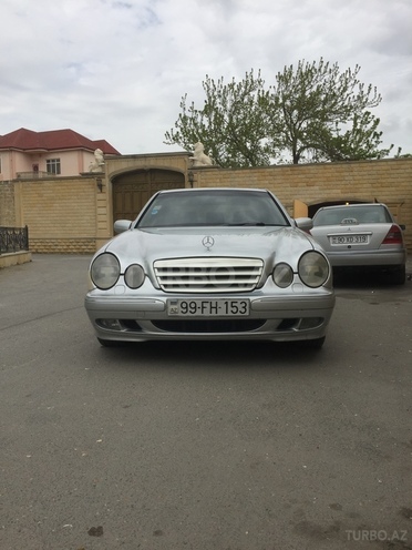 Mercedes E 220 2000, 396,000 km - 2.2 l - Bakı