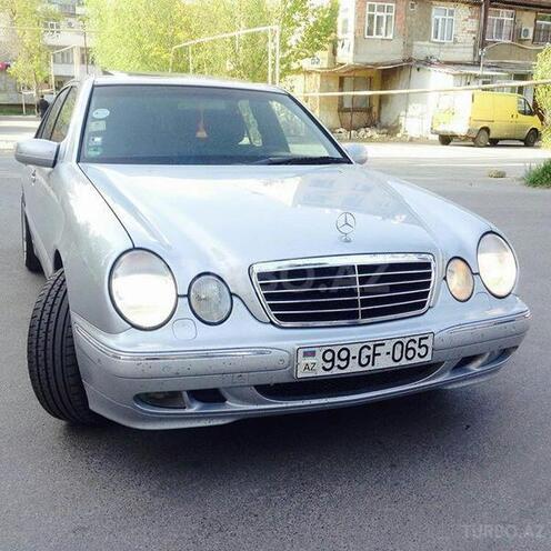 Mercedes E 240 2000, 249,000 km - 2.6 l - Bakı