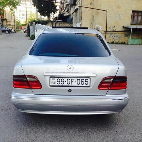 Mercedes E 240 2000, 249,000 km - 2.6 l - Bakı